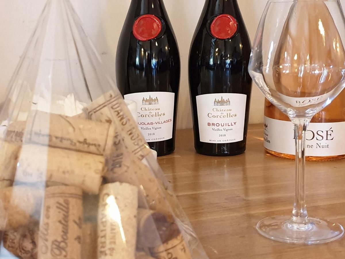 Le Relais Des Dix Crus - Logis Hotel B&B Corcelles-en-Beaujolais Exteriör bild